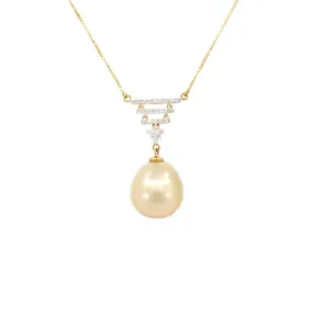 18K Yellow Gold South Sea Pearl and Diamond Necklace - 20661724