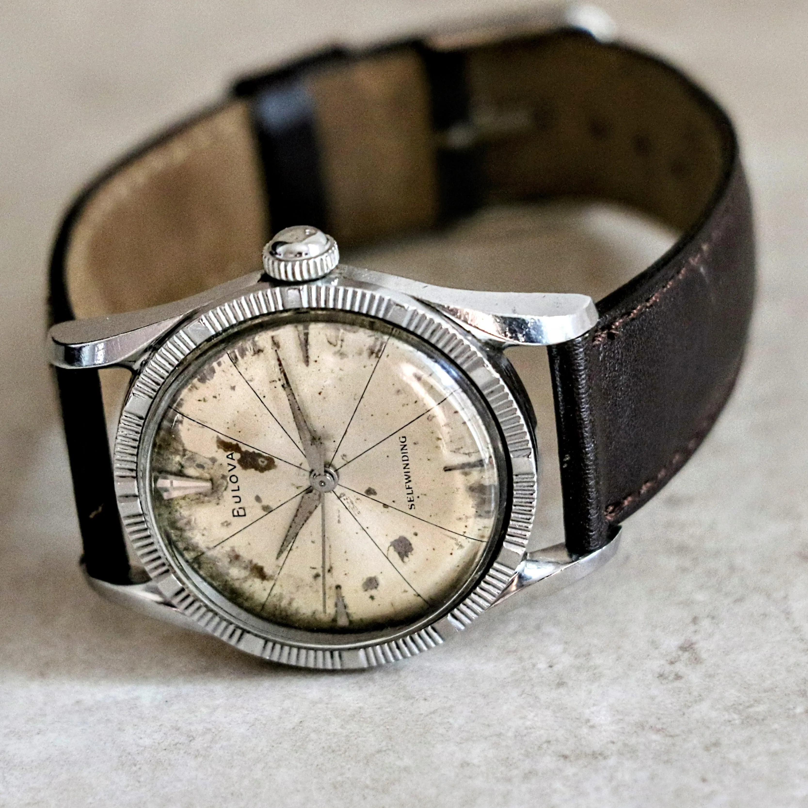 1966 BULOVA Model 511133 "White" Automatic Watch Case Design 17 Jewels Wristwatch