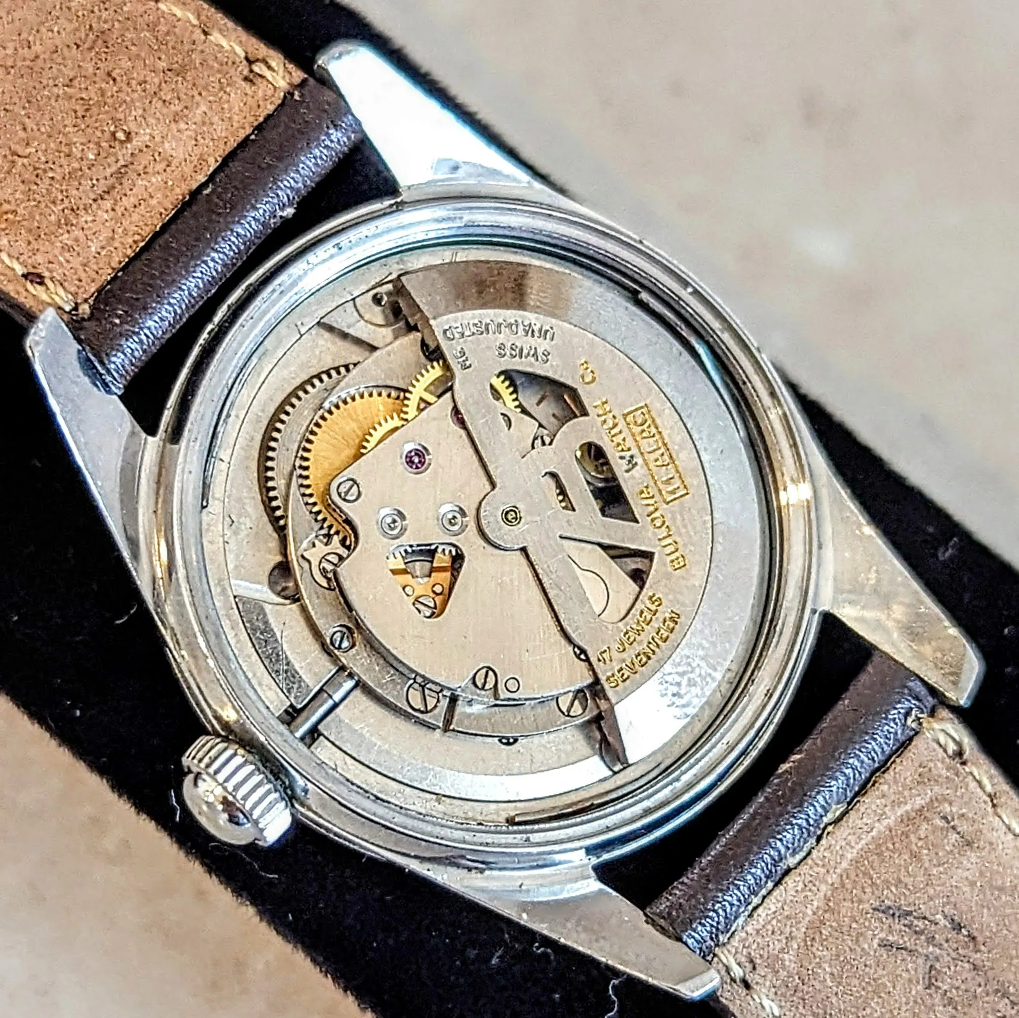 1966 BULOVA Model 511133 "White" Automatic Watch Case Design 17 Jewels Wristwatch