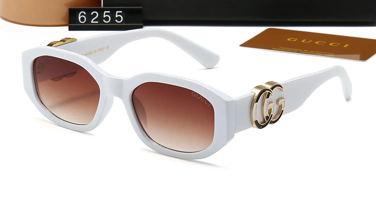 Fashion Sunglasses: SARIA