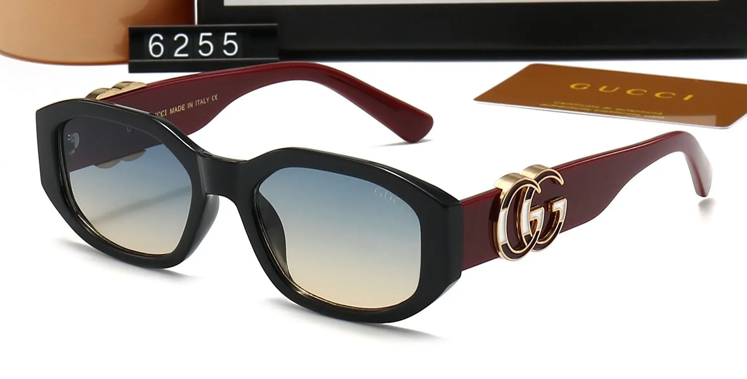 Fashion Sunglasses: SARIA